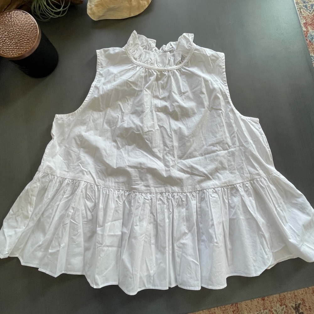 French Connection White Sleeveless Ruffled Blouse Womens size Small